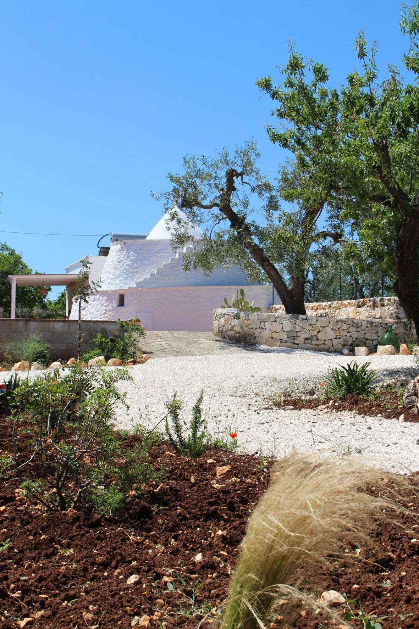 Гостьовий будинок Trullo Il Melograno Остуні Екстер'єр фото